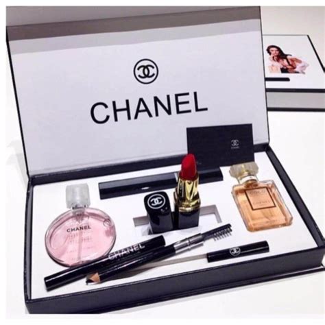 neiman marcus chanel cosmetic gift with purchase